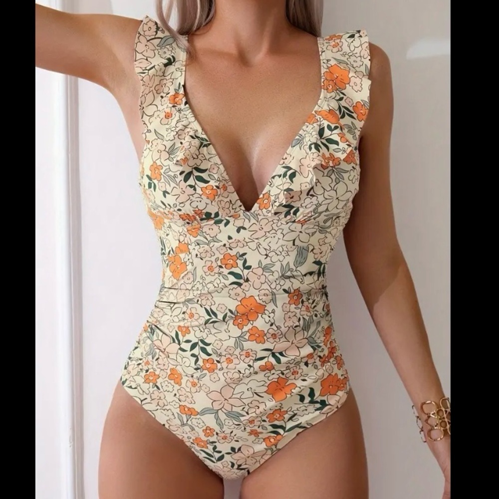 One Piece Swimsuit with Ruffled V-Neck with Open Back - Picture 8 of 16